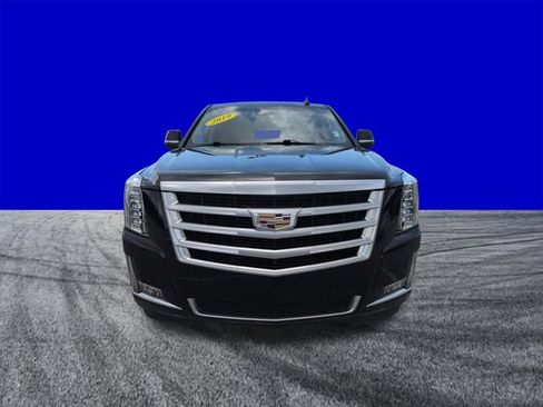 Used 2019 Cadillac Escalade ESV Luxury RWD image 9