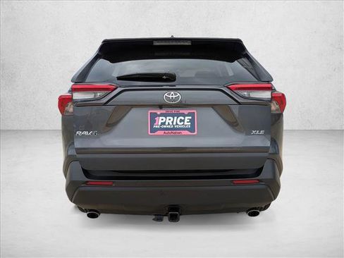 Certified 2021 Toyota RAV4 XLE w/ Convenience Package image 7