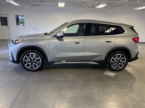 Used 2025 BMW X1 xDrive28i w/ Convenience Package image 2