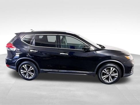 Used 2017 Nissan Rogue SL AWD/4WD image 6