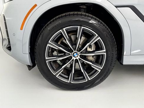 Used 2024 BMW X6 xDrive40i w/ Premium Package image 31