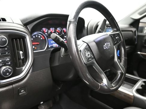 Used 2021 Chevrolet Silverado 1500 LT Trail Boss w/ Convenience Package II AWD/4WD image 12