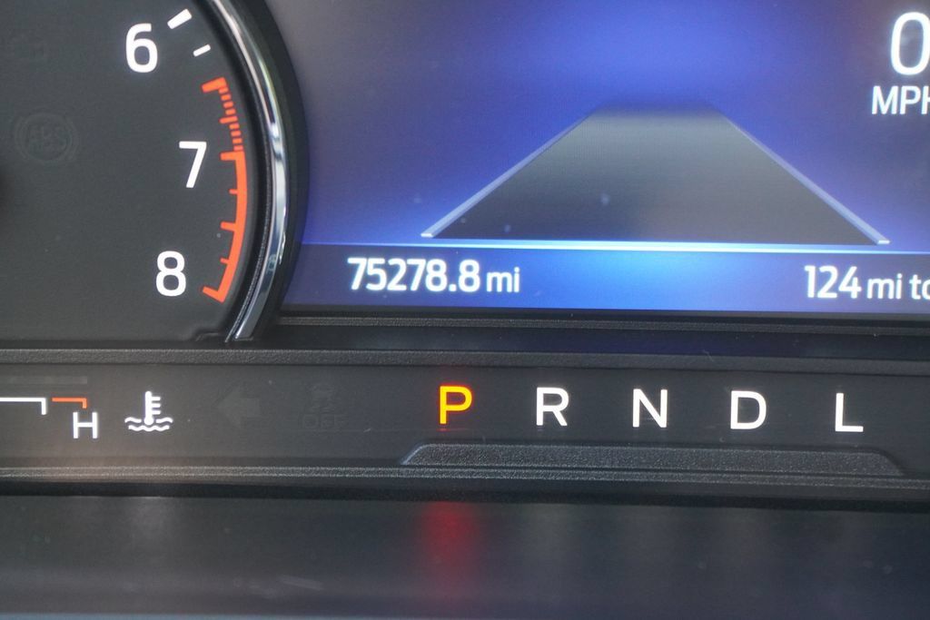 Used 2022 Ford Explorer XLT AWD/4WD image 20