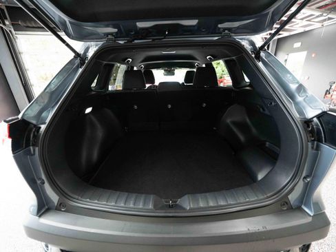 Used 2024 Toyota Corolla Cross AWD Hybrid image 28