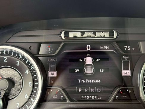 Used 2020 RAM 1500 Big Horn AWD/4WD image 18