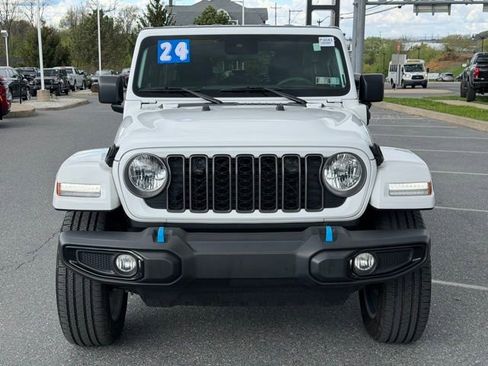 Used 2024 Jeep Wrangler Unlimited w/ Convenience Group image 8