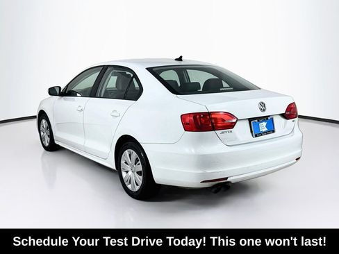 Used 2014 Volkswagen Jetta SE FWD image 5