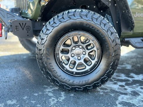 Used 2023 Jeep Wrangler Unlimited Rubicon 392 w/ Xtreme Recon 35" Tire Package image 2