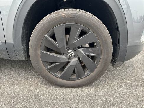 Used 2024 Volkswagen Atlas Cross Sport SE AWD/4WD image 11