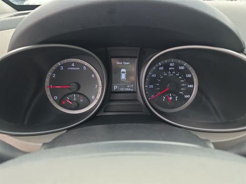 Used 2014 Hyundai Santa Fe Sport FWD image 34