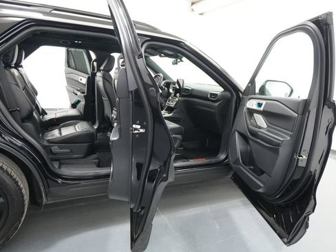 Used 2020 Ford Explorer ST w/ ST High-Performance Pack AWD/4WD image 36