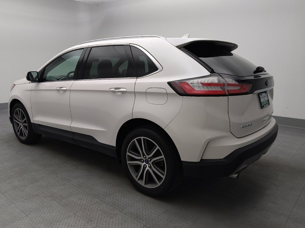Used 2019 Ford Edge Titanium w/ Cold Weather Package AWD/4WD image 3