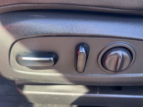 Used 2023 Buick Encore GX Essence w/ Experience Buick Package image 10