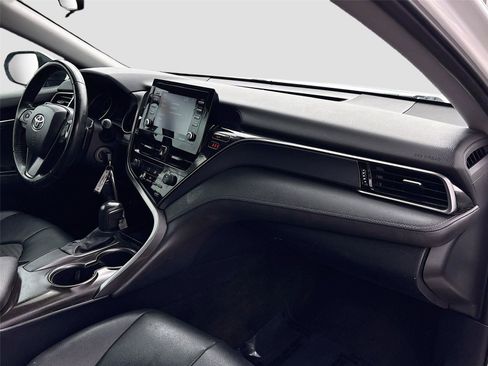 Used 2021 Toyota Camry SE FWD image 26