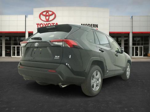 New 2025 Toyota RAV4 XLE image 20