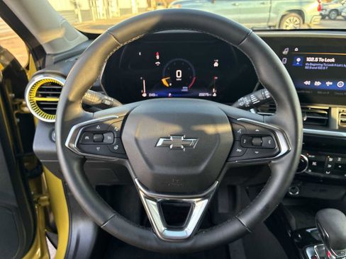 Certified 2024 Chevrolet Trax ACTIV w/ Sunroof Package image 10