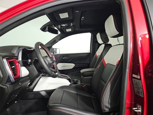 Used 2023 GMC Canyon AT4X w/ Edition 1 image 24