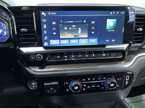 Used 2025 Chevrolet Silverado 1500 LT w/ Safety Package image 24