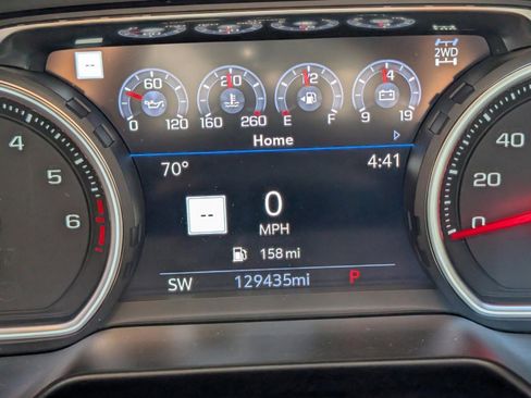 Used 2021 Chevrolet Suburban Premier w/ Premium Package image 37