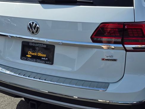 Used 2019 Volkswagen Atlas SEL AWD/4WD image 16