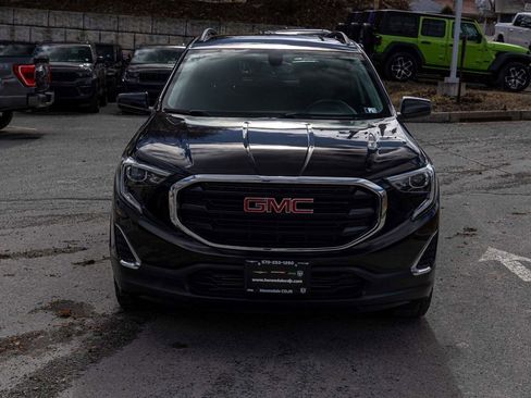 Used 2018 GMC Terrain SLE w/ Driver Convenience Package image 2