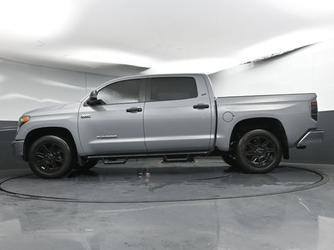 Used 2019 Toyota Tundra SR5 w/ SR5 Upgrade Package image 29