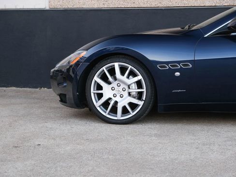 Used 2010 Maserati GranTurismo Coupe 2D image 9