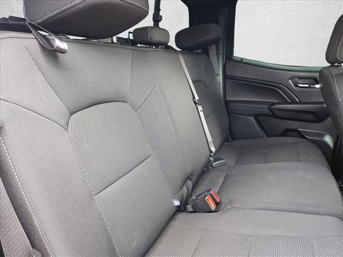 Used 2024 Chevrolet Colorado LT w/ LT Convenience Package image 17