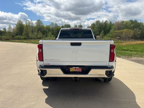 New 2026 Chevrolet Silverado 3500 W/T AWD/4WD image 8