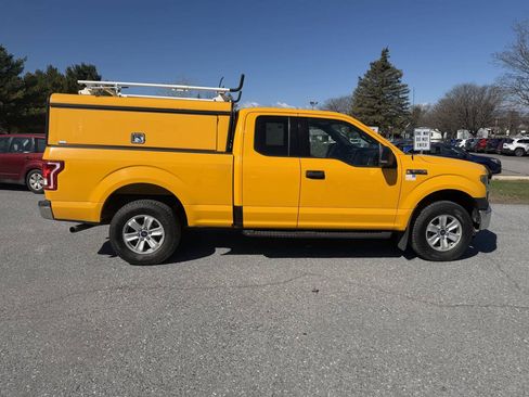 Used 2015 Ford F150 XLT w/ Equipment Group 301A Mid AWD/4WD image 7