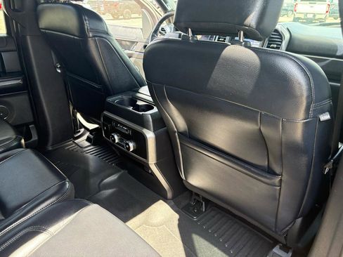 Used 2019 Ford Expedition XLT w/ Equipment Group 201A AWD/4WD image 48
