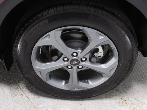 Certified 2025 Ford Escape ST-Line w/ Cold Weather Package image 19