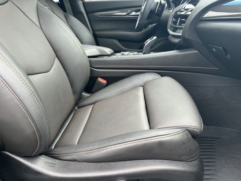 Used 2023 Cadillac CT5 Sport image 13