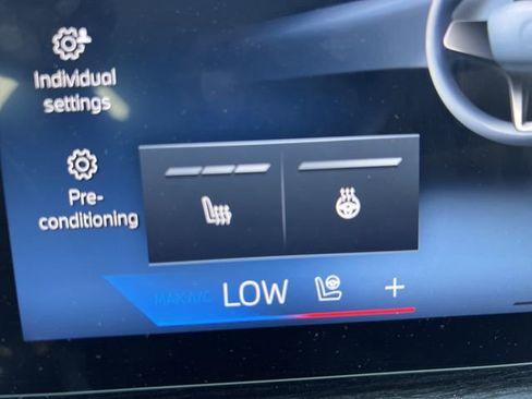 Certified 2025 BMW 430i w/ Premium Package image 24