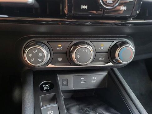 New 2025 Nissan Kicks SV w/ Illumination Package image 13