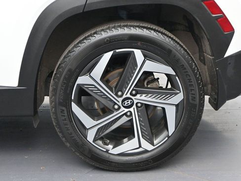 Used 2023 Hyundai Tucson Limited AWD/4WD image 11
