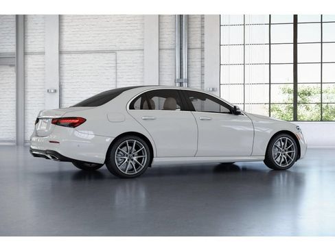 Used 2023 Mercedes-Benz E 350 4MATIC Sedan image 20