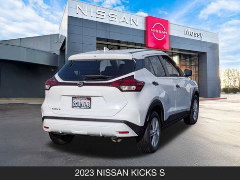 Used 2023 Nissan Kicks S image 8