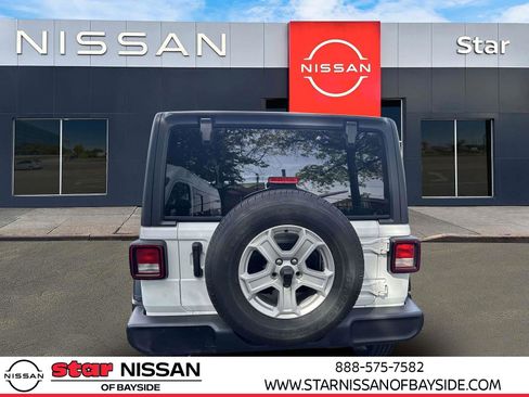 Used 2021 Jeep Wrangler Unlimited Sport image 3