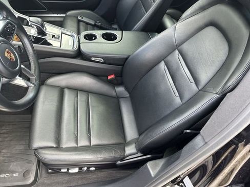 Used 2018 Porsche Panamera 4 w/ Premium Package Plus AWD/4WD image 15