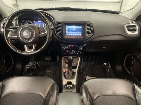 Used 2018 Jeep Compass Latitude w/ Popular Equipment Group AWD/4WD image 13