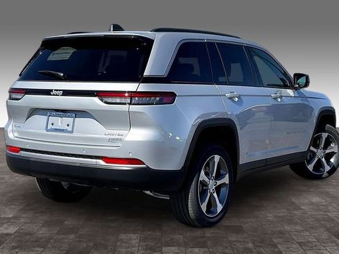 New 2026 Jeep Grand Cherokee Limited AWD/4WD image 15