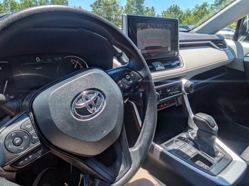 Certified 2025 Toyota RAV4 XLE w/ Convenience Package AWD/4WD image 36