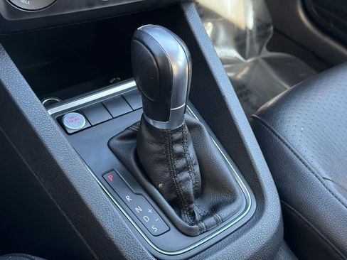 Used 2015 Volkswagen Jetta SE FWD image 24