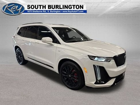 Used 2024 Cadillac XT6 Sport w/ LPO, Onyx Lite Package AWD/4WD image 9