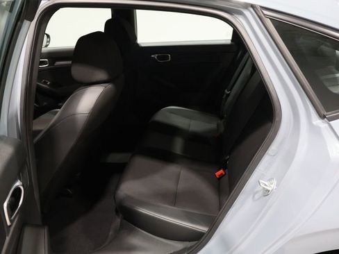 Used 2023 Honda Civic Sport image 17