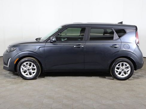 Used 2025 Kia Soul S FWD image 16