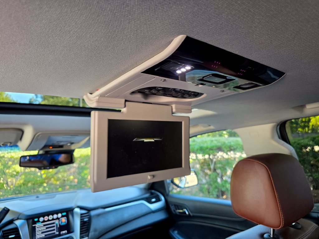 Used 2019 Chevrolet Tahoe Premier w/ Premier Plus Edition AWD/4WD image 27