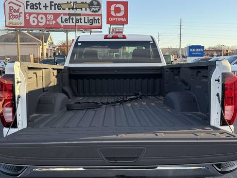 Used 2025 GMC Sierra 2500 Pro AWD/4WD image 7