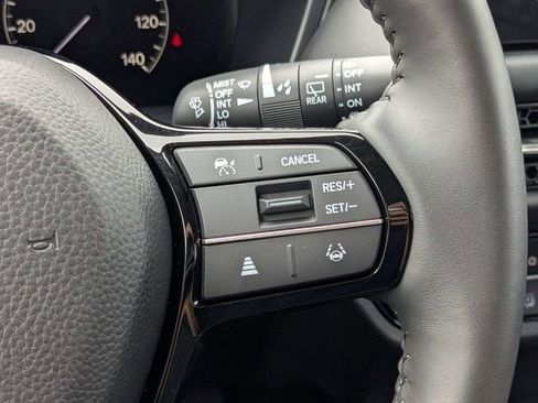 Used 2024 Honda HR-V EX-L image 23